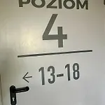 Poziom 4 - Prywatny Prysznic, Wspolne Wc *