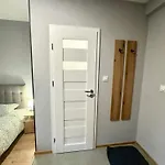 アパート Poziom 4 - Prywatny Prysznic, Wspolne Wc