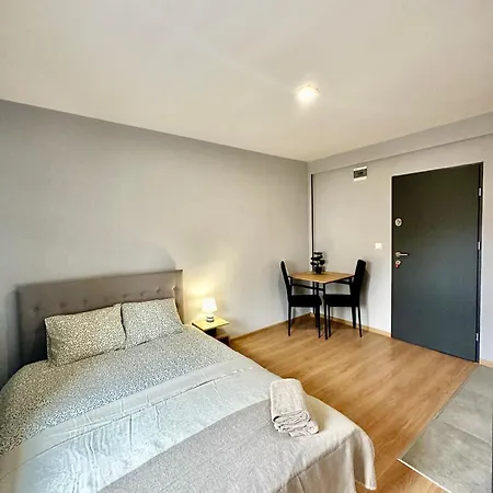 Poziom 4 - Prywatny Prysznic, Wspolne Wc Apartmán Katovice