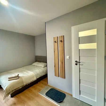 Apartmán Poziom 4 - Prywatny Prysznic, Wspolne Wc