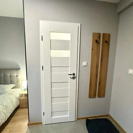 Apartmán Poziom 4 - Prywatny Prysznic, Wspolne Wc