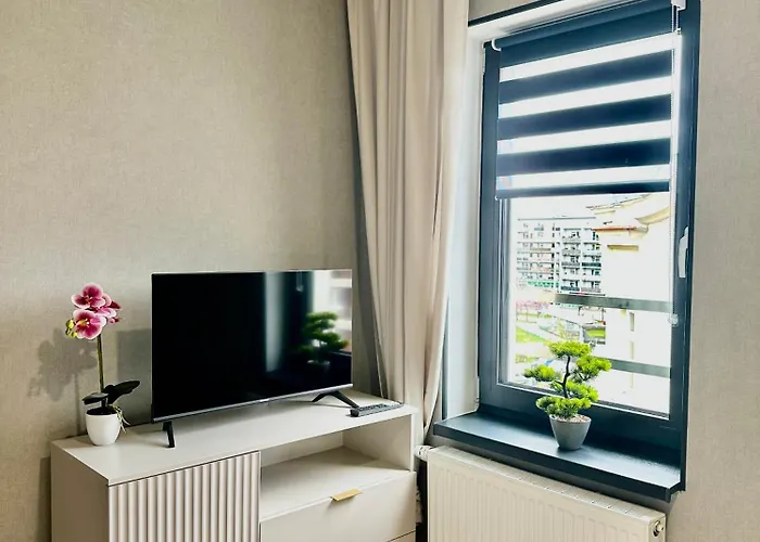 Poziom 4 - Prywatny Prysznic, Wspolne Wc *