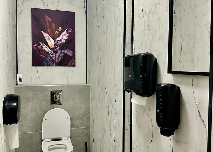 Poziom 4 - Prywatny Prysznic, Wspolne Wc דירה