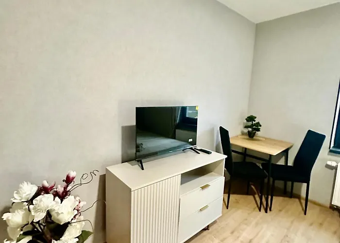 Poziom 4 - Prywatny Prysznic, Wspolne Wc *