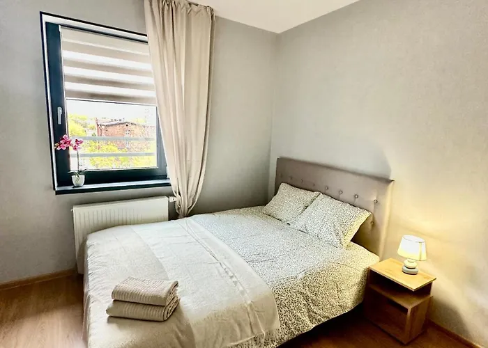 Poziom 4 - Prywatny Prysznic, Wspolne Wc