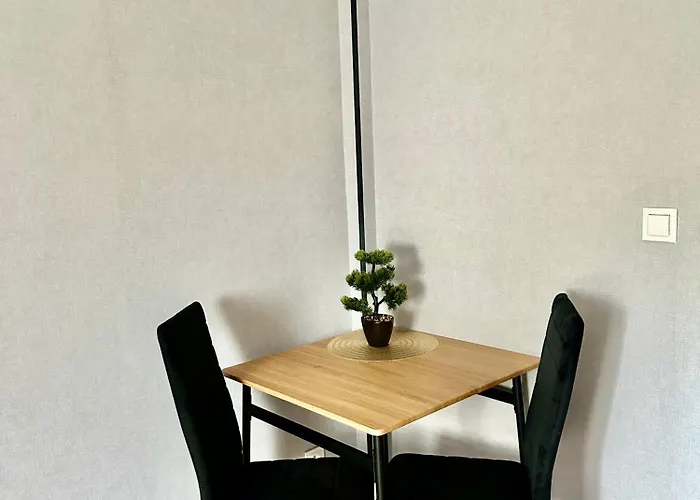 Poziom 4 - Prywatny Prysznic, Wspolne Wc דירה *