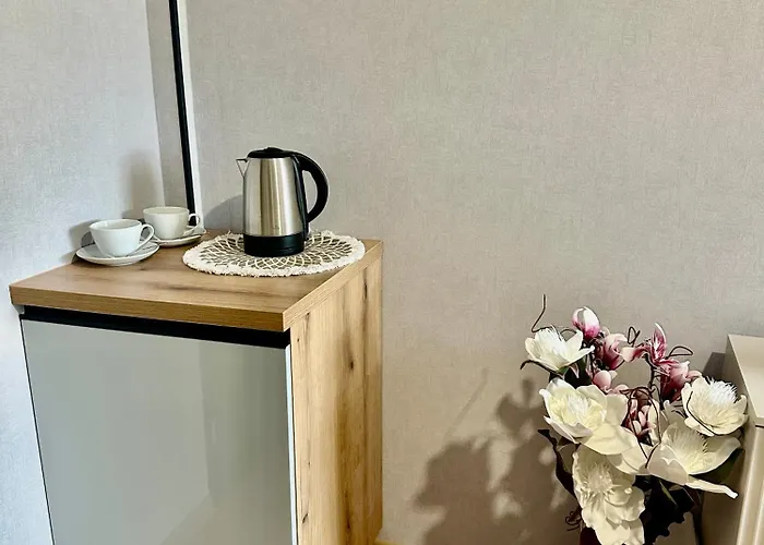 Appartamento Poziom 4 - Prywatny Prysznic, Wspolne Wc *