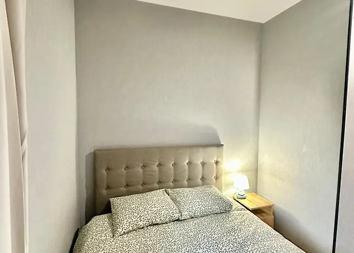 Poziom 4 - Prywatny Prysznic, Wspolne Wc Appartamento Katowice